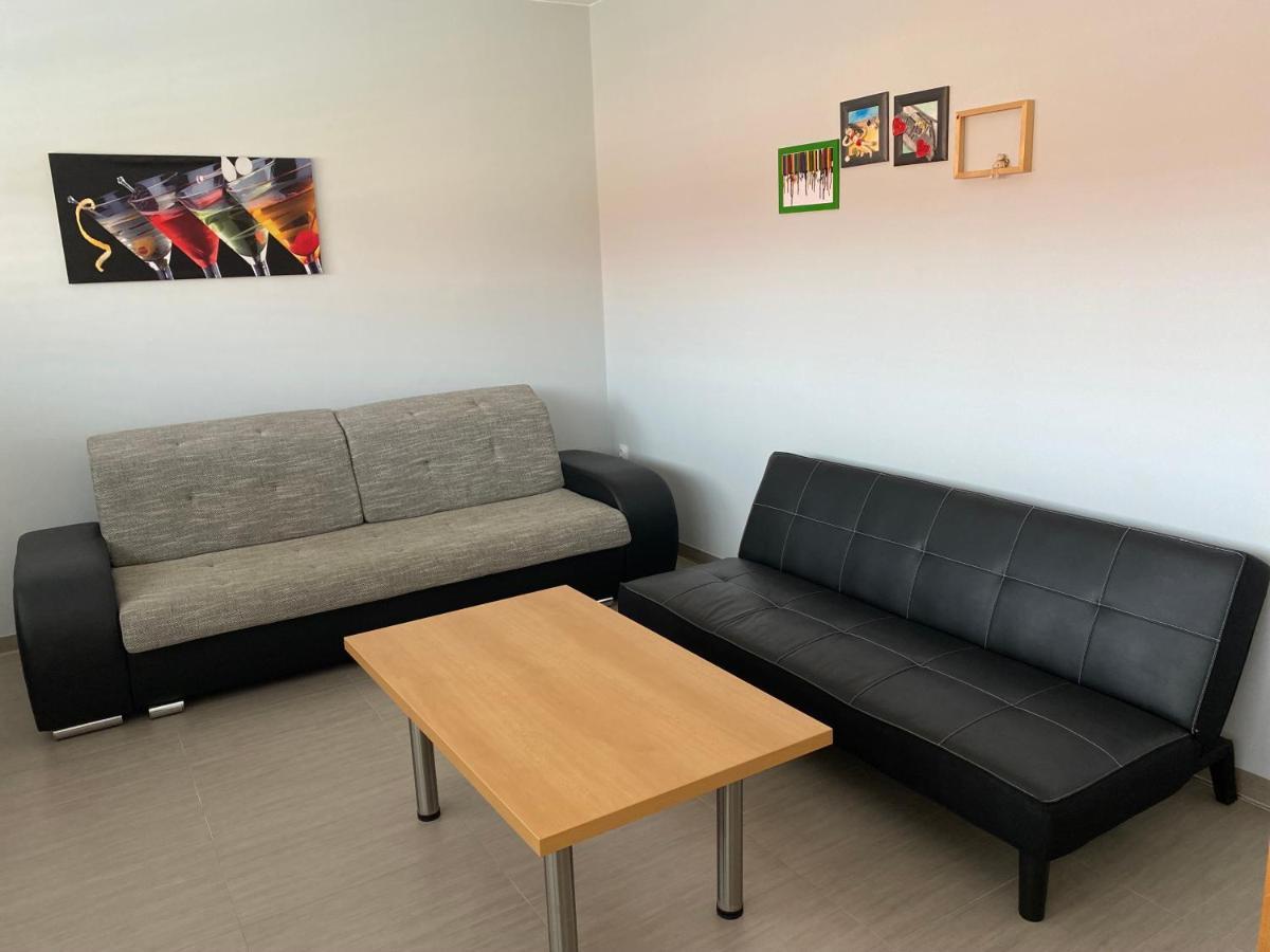 Apartman Hustopeče エクステリア 写真