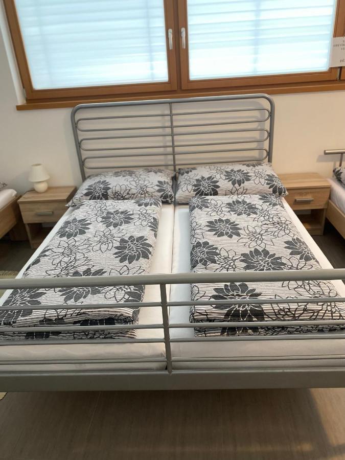 Apartman Hustopeče エクステリア 写真