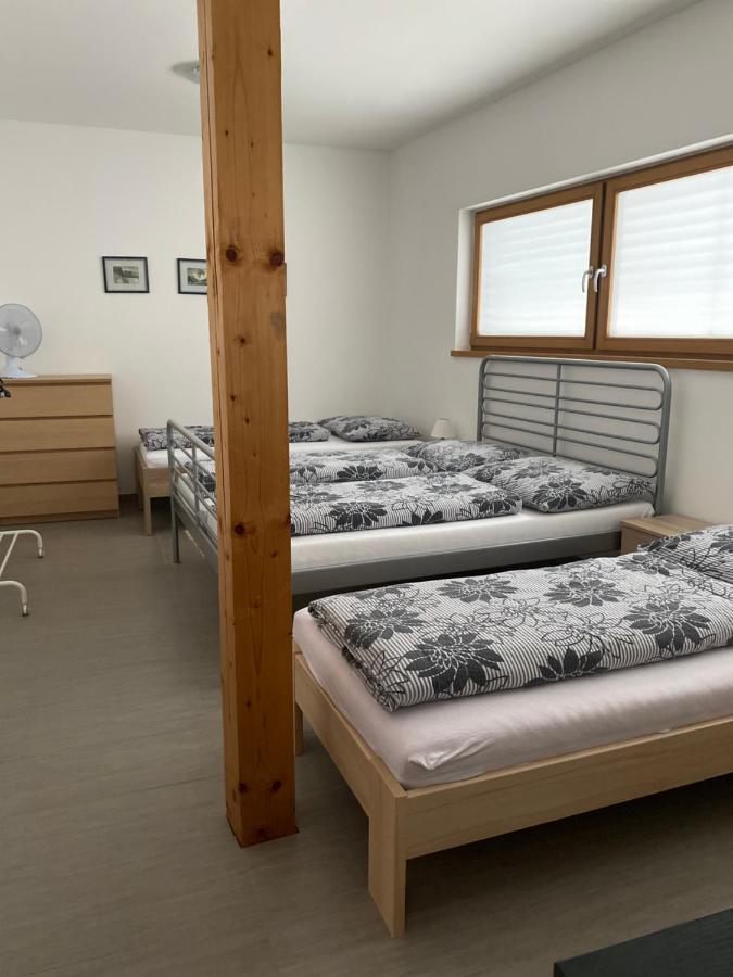 Apartman Hustopeče エクステリア 写真